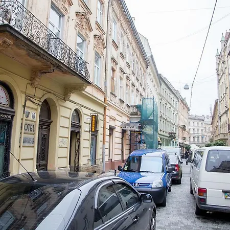 леся курбаса *