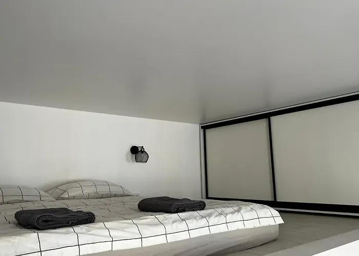 Апартаменти леся курбаса *